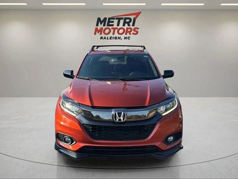 Used 2020 Honda HR-V Sport image 8