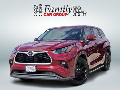 Used 2022 Toyota Highlander LE