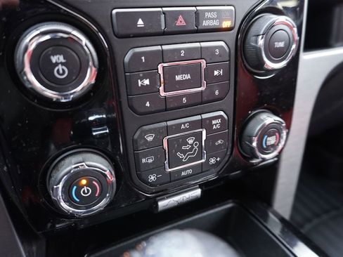 Used 2013 Ford F150 Limited image 18