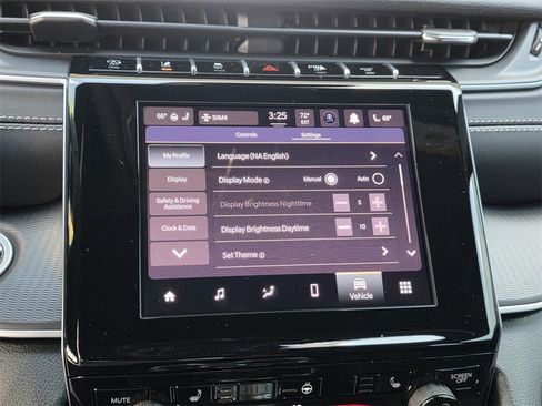 New 2025 Jeep Grand Cherokee Altitude image 17