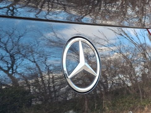 Used 2023 Mercedes-Benz GLE 53 AMG 4MATIC image 25