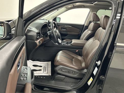 Used 2023 Honda Pilot Elite image 9
