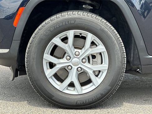 Certified 2023 Jeep Grand Cherokee L Limited image 26