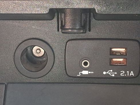 Used 2019 Subaru Outback 2.5i Premium w/ Popular Package #2 AWD/4WD image 25
