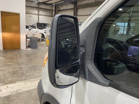 Used 2016 Ford Transit 350 XLT RWD image 5