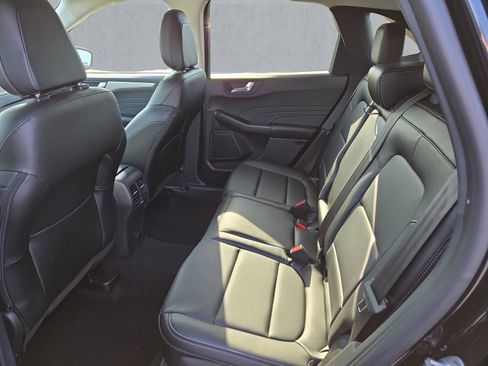 Certified 2022 Ford Escape SEL image 23