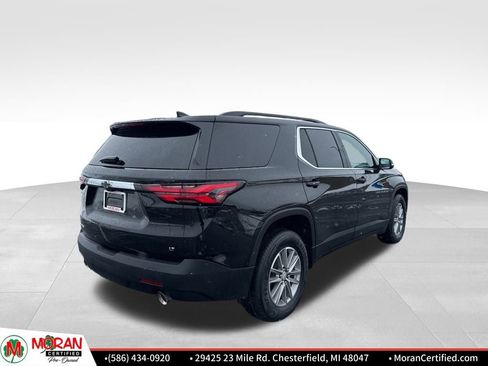Used 2023 Chevrolet Traverse LT image 5