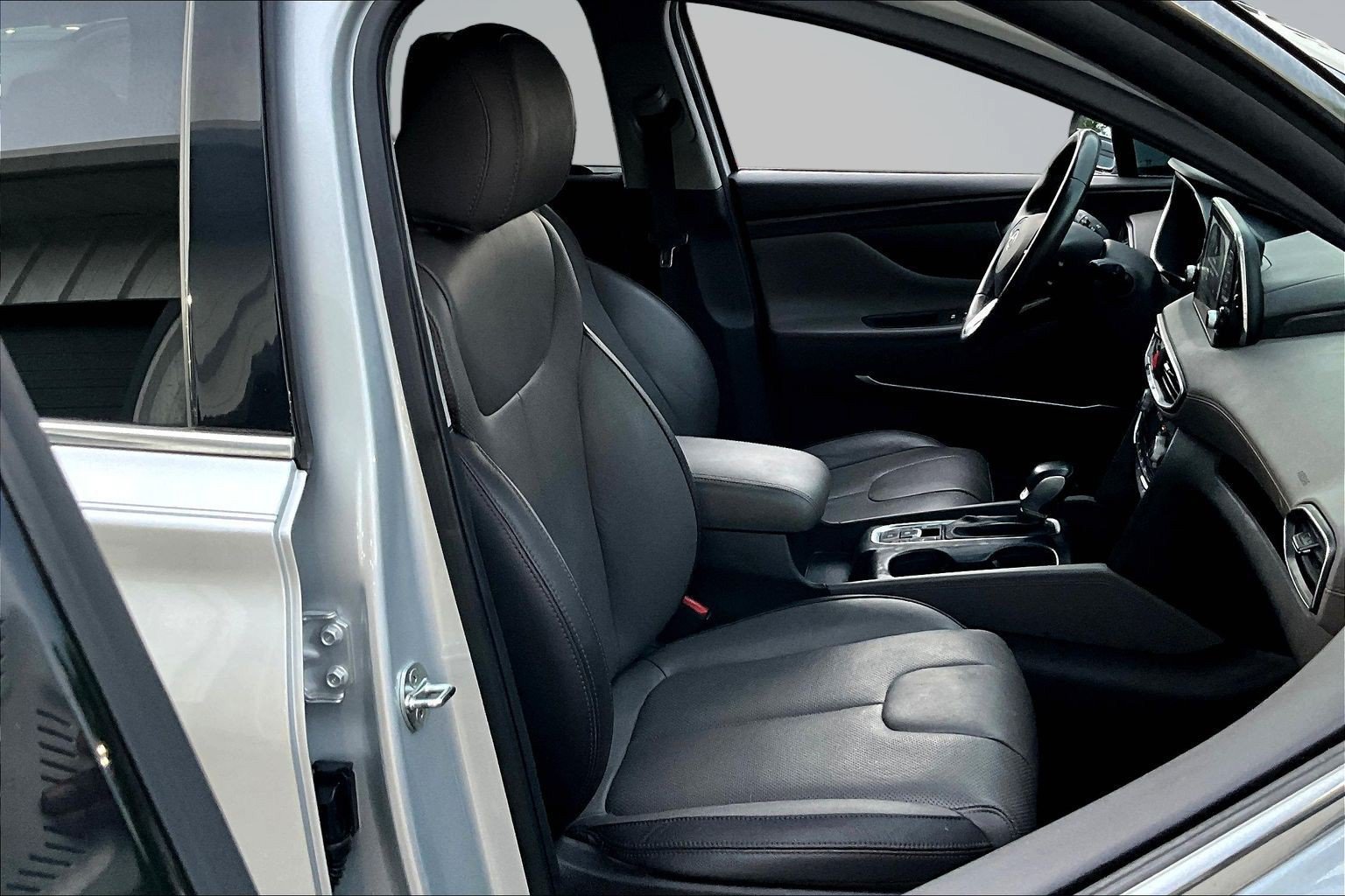 Used 2020 Hyundai Santa Fe Limited FWD image 27