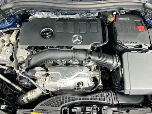 Certified 2023 Mercedes-Benz GLA 250 4MATIC image 36