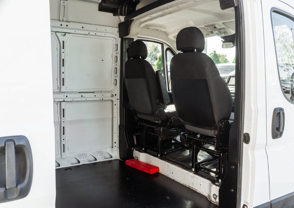 Used 2023 RAM ProMaster 2500 FWD image 18