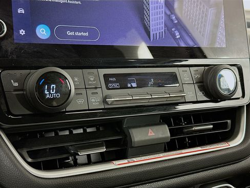 Used 2025 Toyota Grand Highlander FWD image 24