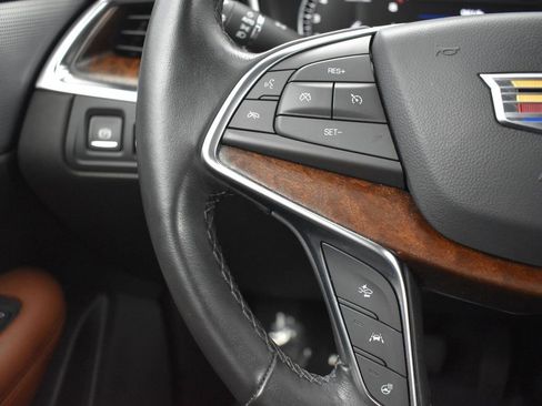 Certified 2024 Cadillac XT5 Premium Luxury w/ LPO, Floor Liner Package image 16