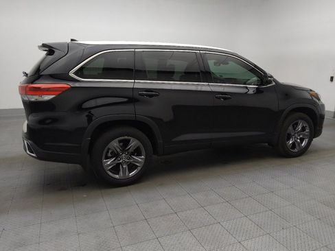 Used 2018 Toyota Highlander Limited Platinum image 10