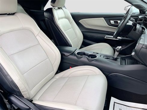 Used 2024 Ford Mustang Premium image 26