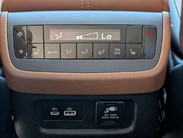 Used 2024 Nissan Pathfinder Platinum w/ Cargo Package FWD image 31
