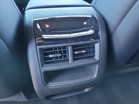 Certified 2023 Cadillac XT5 Premium Luxury w/ Platinum Package image 15