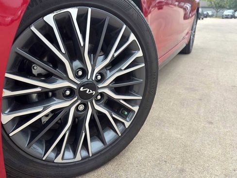 Certified 2024 Kia Forte GT-Line w/ GT-Line Premium Package FWD image 3