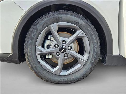 Used 2025 Kia K4 FWD image 22