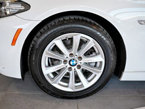 Used 2015 BMW 528i xDrive Sedan AWD/4WD image 43