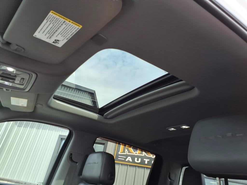 Used 2020 GMC Sierra 1500 Denali w/ Denali Ultimate Package AWD/4WD image 9