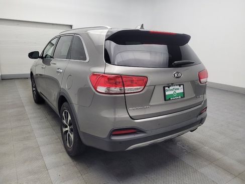 Used 2016 Kia Sorento EX image 5