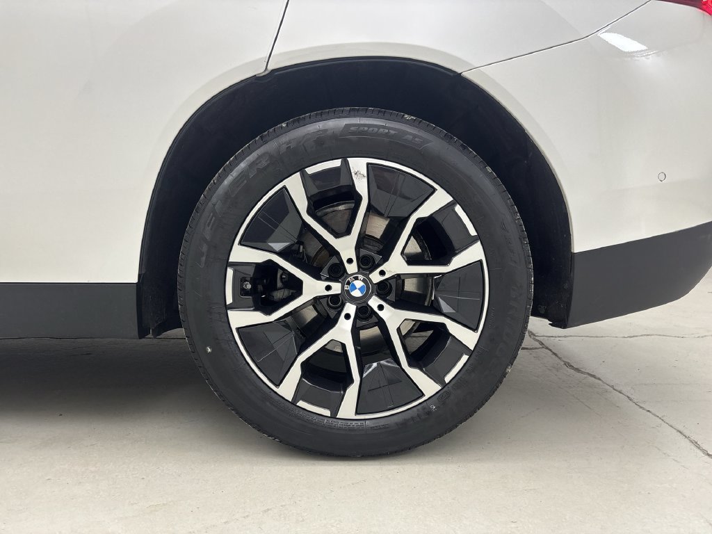 Used 2025 BMW X3 xDrive30i w/ Premium Package AWD/4WD image 12