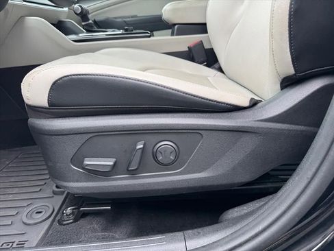 Used 2024 Kia Sportage EX FWD image 14
