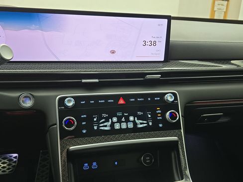 Used 2025 Genesis GV80 3.5T e-SC image 20