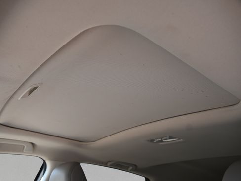 Used 2016 Honda CR-V Touring image 22