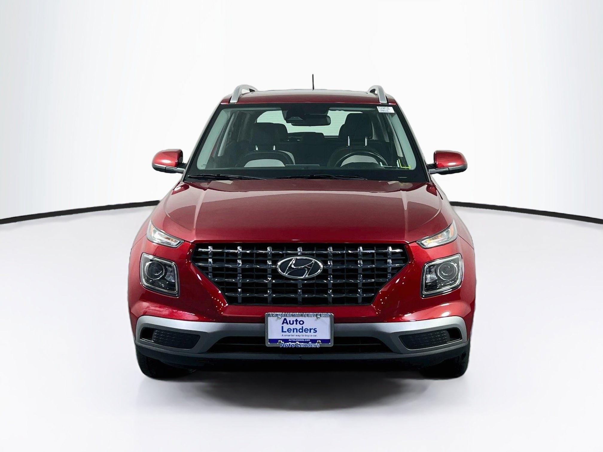 Used 2024 Hyundai Venue SEL FWD image 2