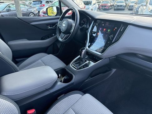 Used 2022 Subaru Outback Premium image 28