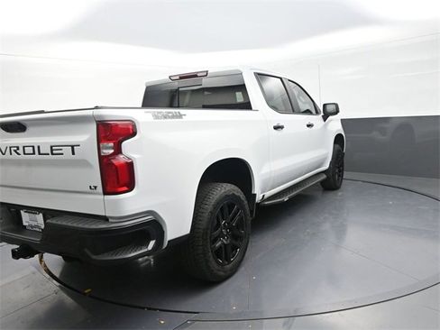 Used 2025 Chevrolet Silverado 1500 LT Trail Boss w/ LT Trail Boss Premium Package image 7