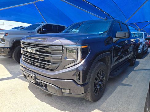 Used 2023 GMC Sierra 1500 Elevation RWD image 1