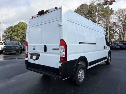 Used 2025 RAM ProMaster 2500 image 6
