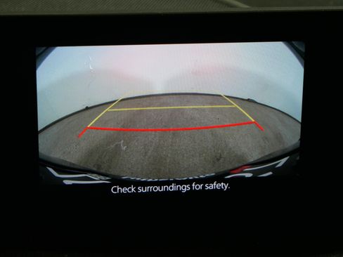 Used 2024 MAZDA MAZDA3 s image 32