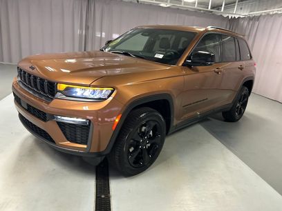 New 2026 Jeep Grand Cherokee Limited w/ Limited Altitude Package
