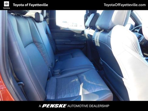 Used 2025 Toyota Tacoma TRD Sport image 5