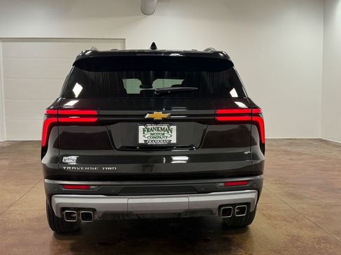 Used 2026 Chevrolet Traverse LT AWD/4WD image 25