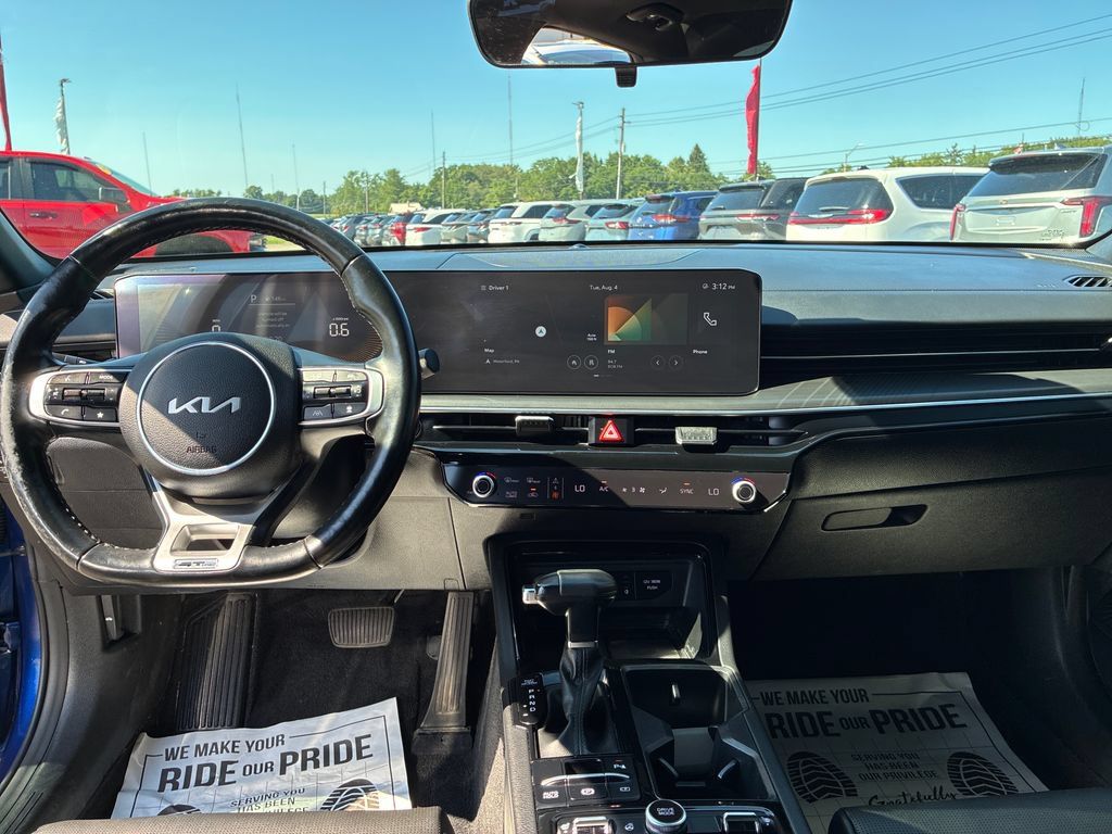 Used 2025 Kia K5 GT-Line w/ GT-Line Premium Package AWD/4WD image 17