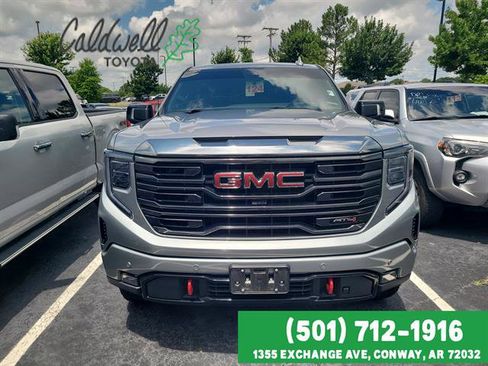 Used 2023 GMC Sierra 1500 AT4 w/ Technology Package AWD/4WD image 32