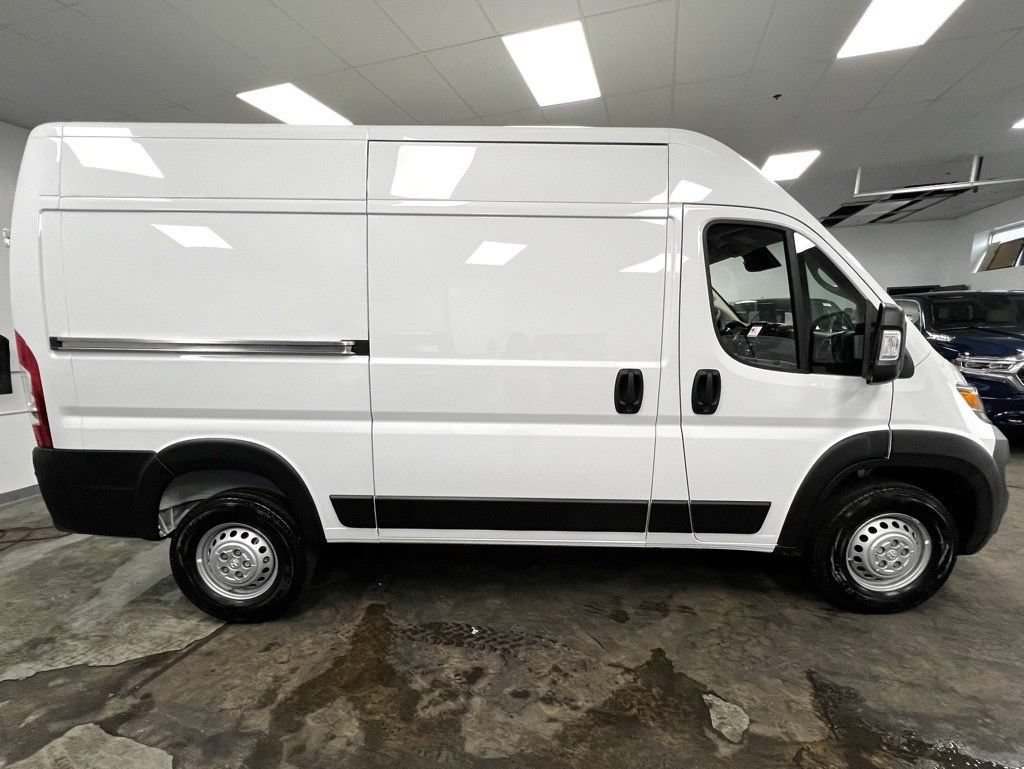 Used 2024 RAM ProMaster 1500 w/ Convenience Group FWD image 10