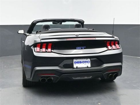 Used 2024 Ford Mustang GT Premium image 7