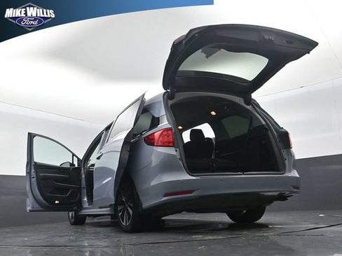 Used 2023 Honda Odyssey Touring image 30