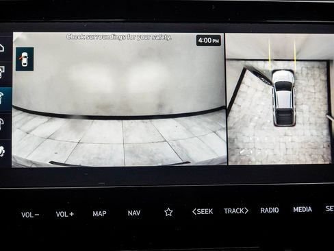 Used 2024 Hyundai Santa Cruz Limited image 27