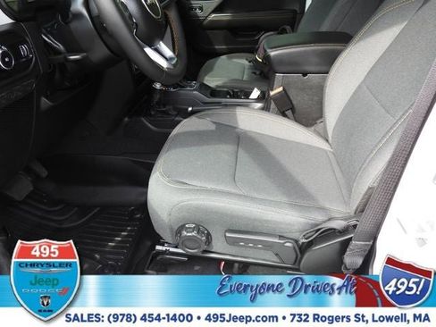 Used 2024 Jeep Wrangler Sahara w/ Technology Group image 16