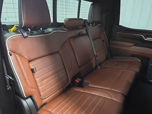 Used 2023 GMC Sierra 1500 Denali Ultimate image 16