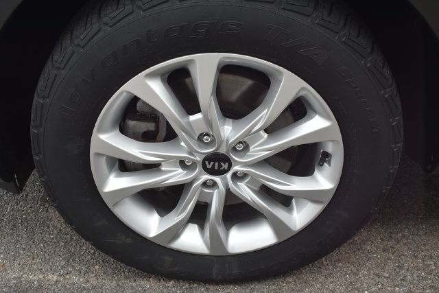 Used 2020 Kia Telluride LX FWD image 47