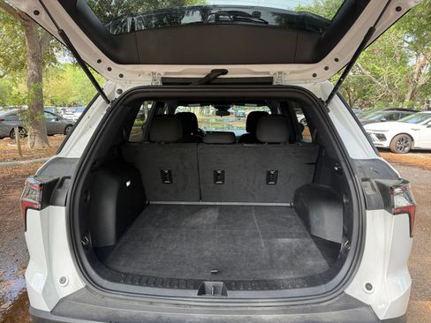 Used 2025 Chevrolet Equinox LT image 27