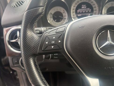 Used 2013 Mercedes-Benz GLK 250 BlueTEC 4MATIC image 32