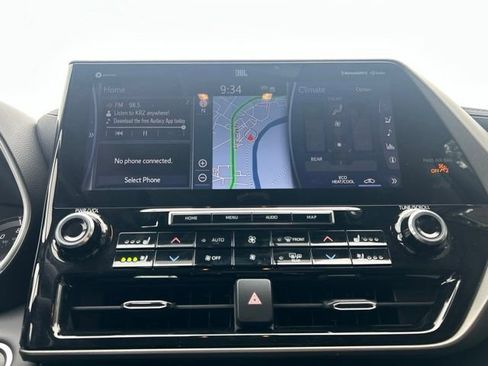 Used 2021 Toyota Highlander Limited AWD/4WD image 64